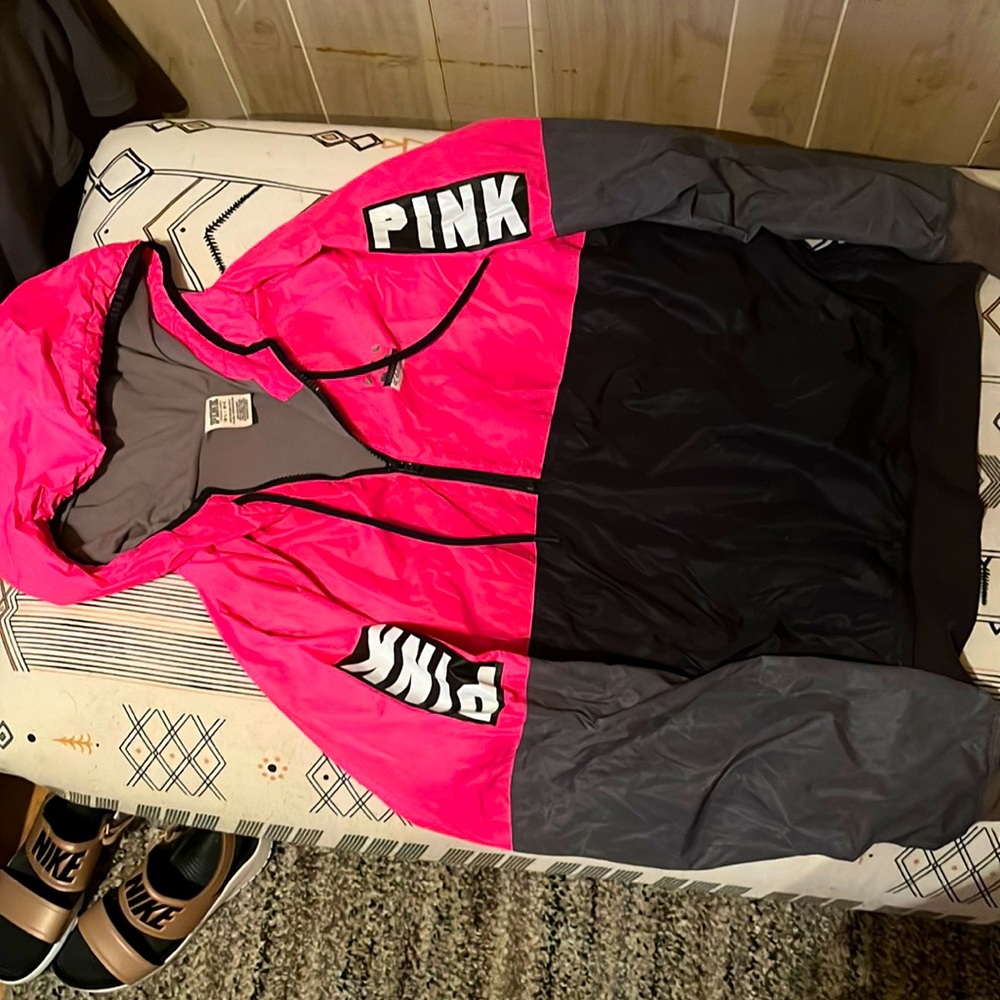 Pink vs Adirondack